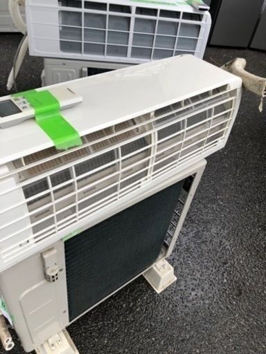 標準取付工事込み金額　　三菱エアコン　10畳用　2.8kw