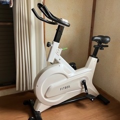 エアロバイク　フィットネス　