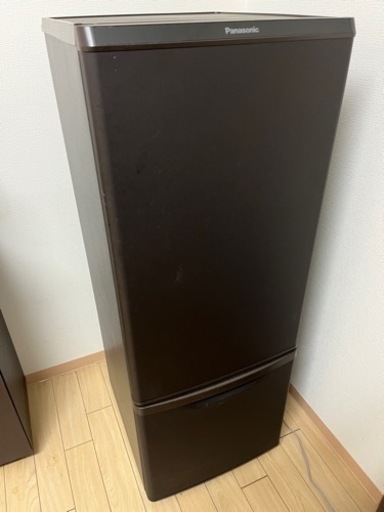 パナソニック　黒　冷蔵庫　2021年式