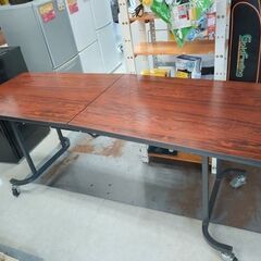 リサイクルデポ鹿児島店 LION製スタッキングテーブル幕板なし 跳ね上げ