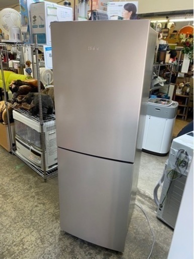 アース万代　店ハイアール Haier 2017年製 冷凍冷蔵庫 JR-NF218A　定格内容積 218L