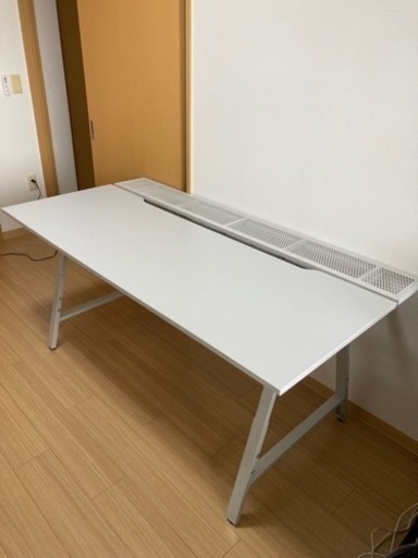 IKEA ゲーミングデスク ウーテスペラレ