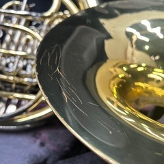 フレンチホルンholton h280   ケース付き