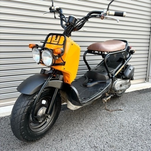 2797.お洒落カッコいい　ズーマー　シート新品、サイスタ付属　千葉県柏市　即日配送、自走引き取りも可能