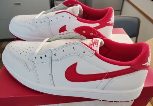 ★新品★ナイキNIKEエアジョーダン1ロー★正規店購入