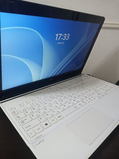 NEC白　高性能4コア８スレッド版Core i7搭載 高速SSD240G　メモリ大容量8G　テンキー　大画面15.6インチ　 　カメラ内蔵　HDMI出力　USB3.0 Wifi対応　ｆ2