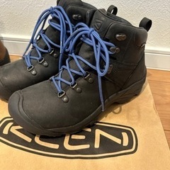 値下　登山、KEEN、試着のみ24cm.27cm