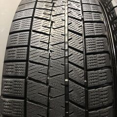 DUNLOP WINTER MAXX WM03 225/60R17 17インチ スタッドレス 4本 20年製 アルファード ヴェルファイア スバルXV等　(KTF021)