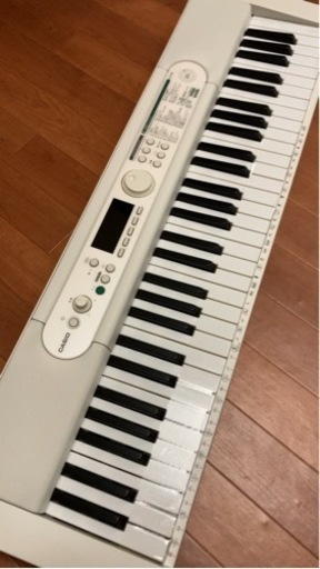 カシオ　ほぼ新品LK-530 現行モデル最新！値段相談可！