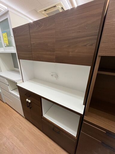 ☆ジモティー割引有☆　ワンズコーボレーション　3枚扉オープンボード