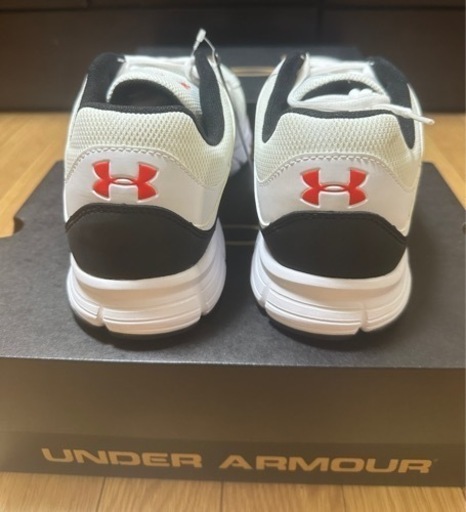 UNDER ARMOUR ランニングシューズ  28cm新品未使用