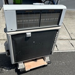 最終値下げ☆HITACHI 14畳用　4.0kwエアコン　RAS-JG40D2(W) 2015年製 