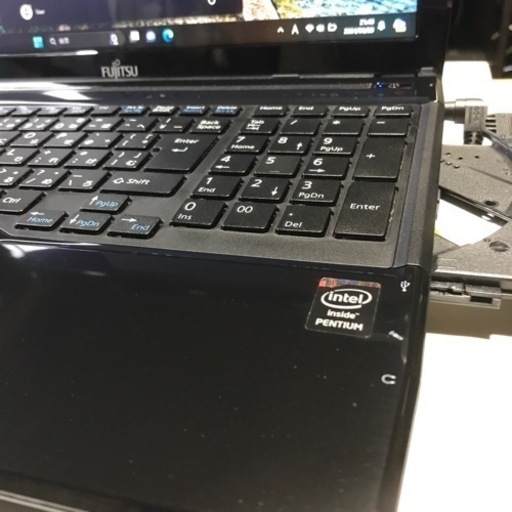FUJITSULIFE book Windows11P entium SSD美品 FUJITSULIFE book Windows11P entium SSD美品