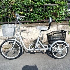 ★お届け可!!★大人用 三輪 自転車 前かご・ライト新品交換済み 背もたれ付き