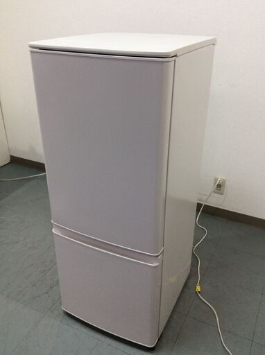 （7/28受渡済）JT9050【MITSUBISHI/三菱 2ドア冷蔵庫】美品 2021年製 MR-P15G-W 家電 キッチン 冷蔵冷凍庫 右開き 146L