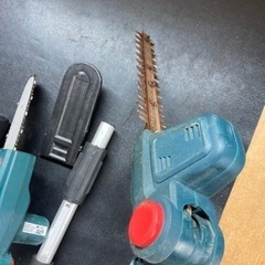 充電式　高枝チェーンソー&バリカンセット