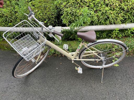 自転車　No.1482　クリーム　27インチ　LEDオートライト付き　6段切替付き　【リサイクルショップどりーむ鹿大前店】