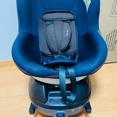 コンビ　クルムーブ　ISOFIX チャイルドシート