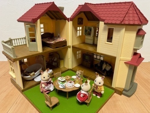 シルバニアあかりの灯る大きなお家+家具たくさん付き