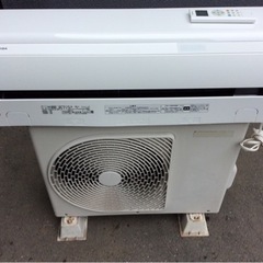 TOSHIBA 6〜8畳  2.2kw  ルームエアコン  RAS-F221PY(W)   2019年製