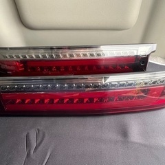 お値下けします‼️アトレーオーナー様‼️  早い者勝ち‼️ REIZ  アトレー300系  前期、中期  流星テールランプ  レッドスモーク