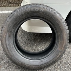 2023年中古スタッドレスタイヤ4本 205/65R16 セレナ ノア ヴォクシー