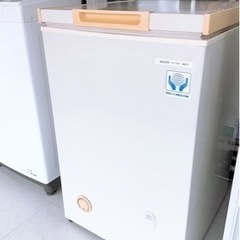 サンヨーＨＦ_１０CF 冷凍ストッカー
１０２Ｌ　３０Ｋg   ７１Ｗ　中古 冷凍ストッカー 上開き サンヨーHF-10CF 100V 冷凍食品