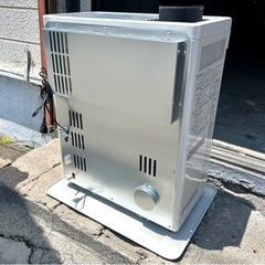 札幌市内配送可 美品 23年製 コロナ 煙突式石油ストーブ SV-