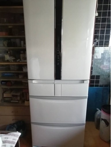 HITACHI 冷蔵庫 475L 6ドア 観音開き R-H48R 冷凍冷蔵 日立 Amazon.co.jp: 日立 冷蔵庫 幅65cm 475L シャンパン R-H48R N 6ドア