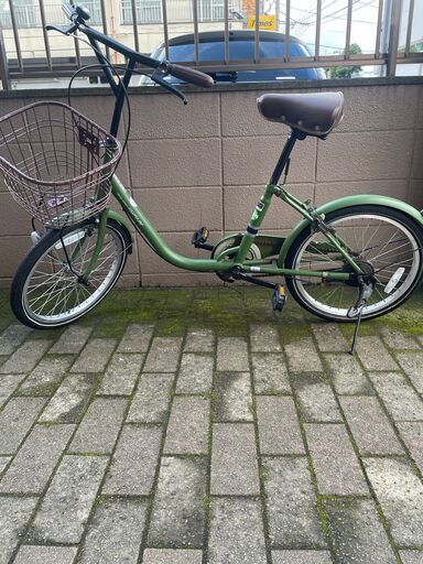 リサイクルショップどりーむ荒田店 No1326 自転車　２０インチ　ミニベロ　オシャレなマットカーキ～♪　ライト付き♪　鍵付き♪　乗りやすい低床フレーム♪