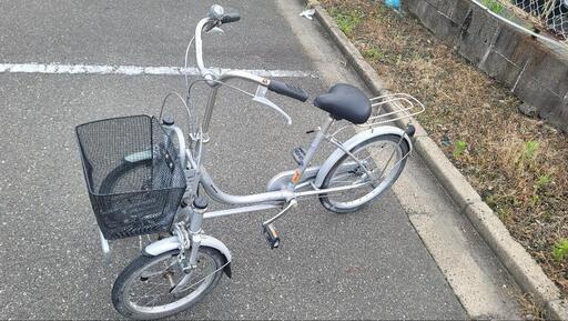 ブリジストン　BRIDGESTONE　大人用三輪自転車 ミンナ MINNA前カゴ付き　走行可能