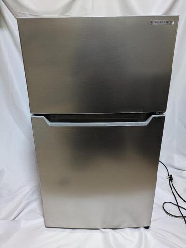 【遠軽町発】YAMADA SELECT(ヤマダセレクト) YRZC09H1 2ドア冷蔵庫 (87L・右開き) シルバー\n\n