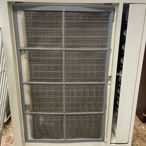 コイズミ ルームエアコン KAW-1682 2018年製 冷房 窓用 本体のみ 動作  