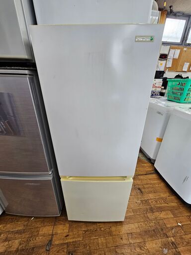 【リサイクルショップどりーむ鹿大前店】No10171　ヤマダ電機　2ドア冷蔵庫　2017年製　全体容量156L　1～2人暮らしに最適なサイズです♪