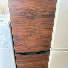 苫小牧発 木目調 TOHOTAIYO 117L冷凍冷蔵庫 ２２年製 SW-2117FTR-D USED