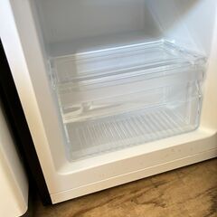 苫小牧発 木目調 TOHOTAIYO 117L冷凍冷蔵庫 ２２年製 SW-2117FTR-D USED