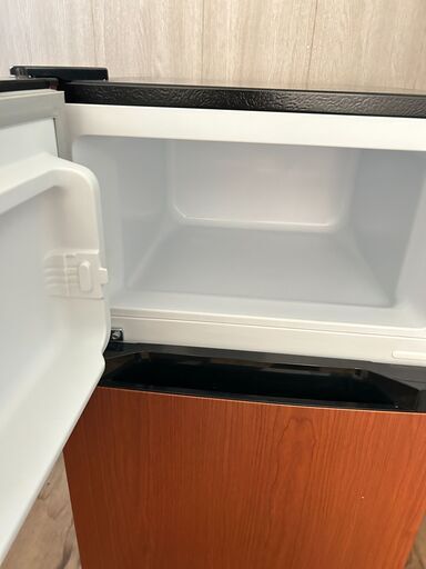 苫小牧発 木目調 アイリスオーヤマ ２０年製 ノンフロン冷蔵庫 PRC-B092D-M 87L USED 苫小牧発 木目調 アイリスオーヤマ 20年製 ノンフロン冷蔵庫
