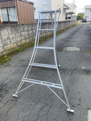 アルミ　　三脚脚立　5尺　果樹　剪定