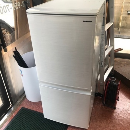 冷蔵庫　SHARP 137L 2019年製