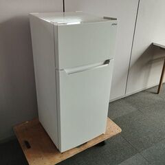 A-Stage　RF04A-112WT　２ドア冷蔵庫　白色　112L『中古美品、凹みあり』2023年 A-Stage RF04A-112WT 2ドア冷蔵庫 白色 112L『中古美品、凹みあり』2023年