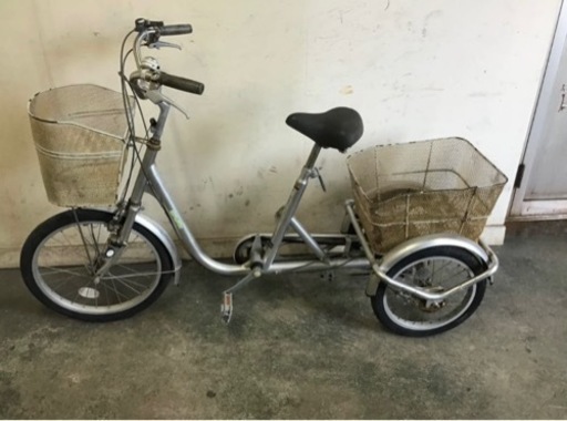 574● ⑤岐阜発　M.CLUB 大人用三輪車 自転車/前二輪/走行確認/サビ有り/キズ有り スイング有り スイングロック付き 現状品　R4.9/12