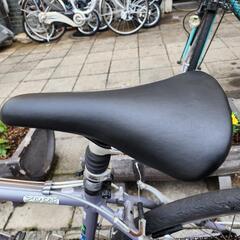 自転車クロスバイク　７００Ｃ　3x7変速　フレーム　アルミ　サドル　新品　配達可能