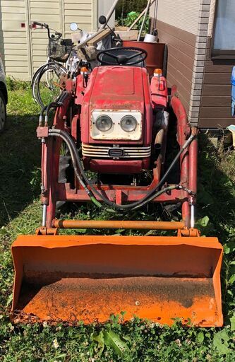 「北の古都」シバウラ　ローダー　 ４WD　古い　動作品　引き取り希望　１０万円