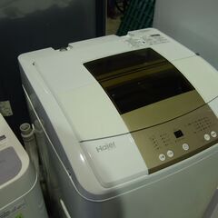 238分解洗浄済【7㎏】キレイな洗濯機　ハイアール　