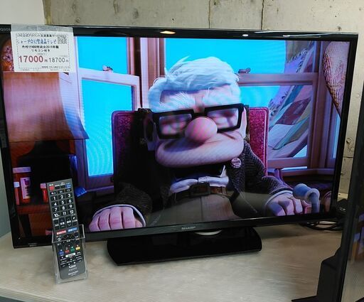 セール！3か月間保証☆配達有り！15000円(税抜）シャープ 32型 液晶テレビ リモコン付き 2019年製