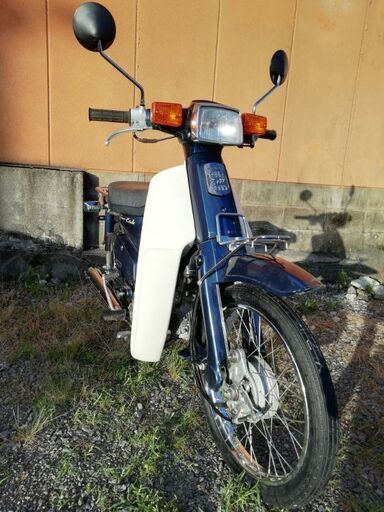 ホンダスーパーカブカスタムセル付き4速、人気の国産純正鉄カブ50cc