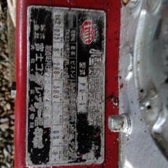 エンジン式エアーコンプレッサー。