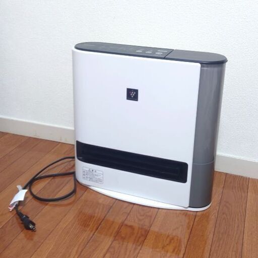 SHARP セラミックヒーター　プラズマクラスター