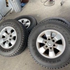 265/70R16    
