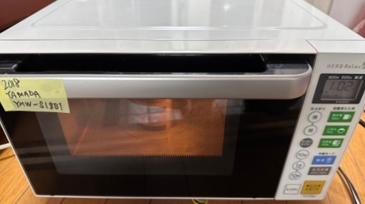 電子レンジ18   ヤマダ電機 2018年製 大阪市内 配達設置無料  保管場所での引き取りは値引きします